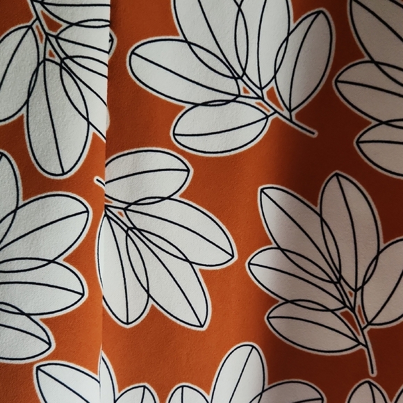 Ann Taylor Vibrant Orange and White Leaf Print Blouse - Picture 4 of 7